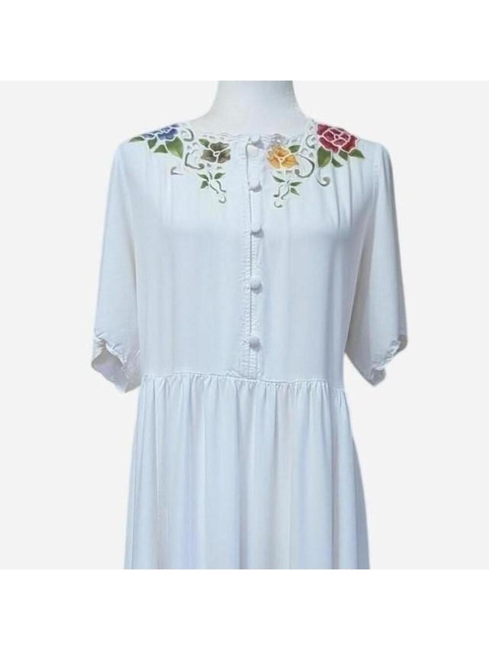 90s Lace Embroided White Floral Cutwork Maxi Dress Size L/XL